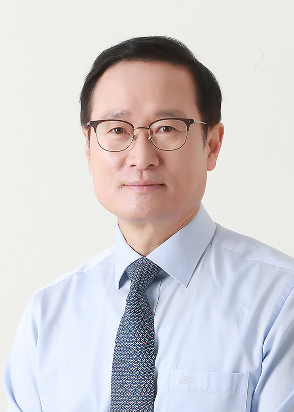 ▲ 홍영표 반명함판 사진