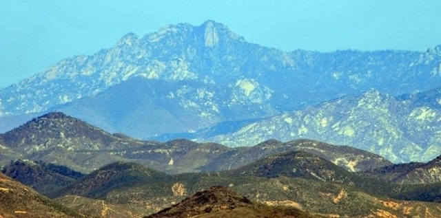‘경기 오악(五嶽)’ 중 하나인 북한 개성에 있는 송악산(松嶽山ㆍ488m)
