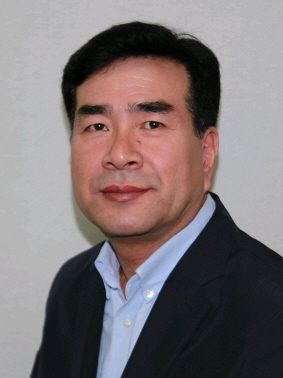 ▲ 신임이사장 증명사진(유영상)