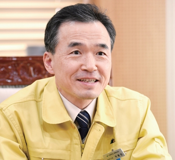 이항진 여주시장