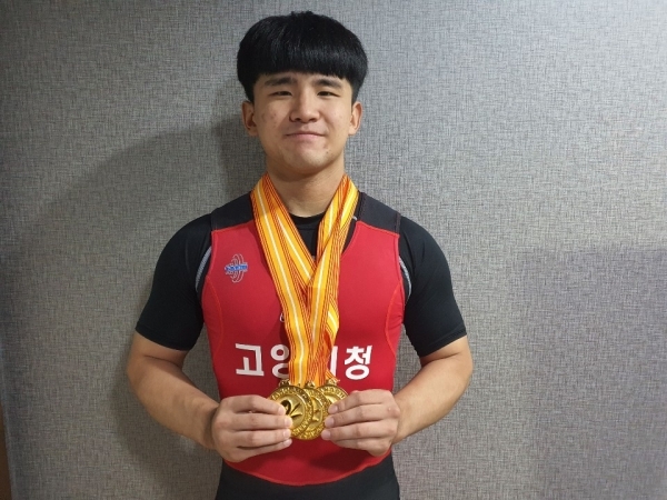 최한주 고양시청 역도선수. 경기도 역도연맹 제공