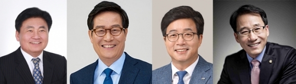 (오른쪽부터)
