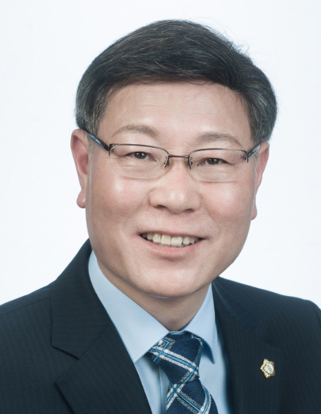 ▲ 박석윤 운영위원장