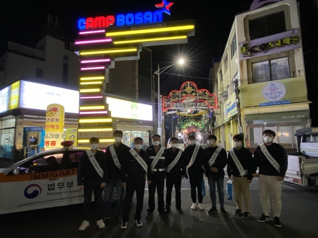 ▲ 출입국 계도활동