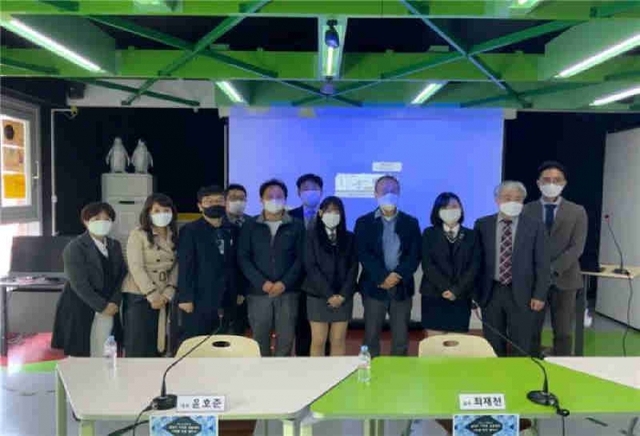 ▲ (사진 위부터)송내고 생태숲 워크숍, 인디언캠프, 해양생물자원의 지속가능한 이용 워크숍, 최재천 교수 웨비나