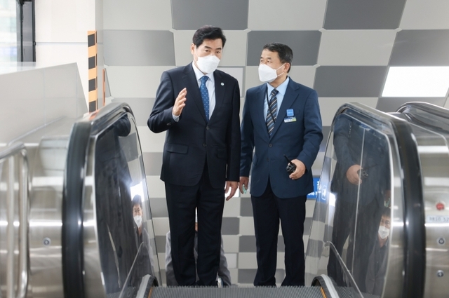 ▲ 의왕역 에스컬레이터 현장점검 (1)