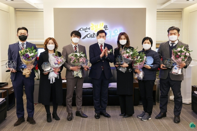 ▲ 의왕시 우수중소기업 수상