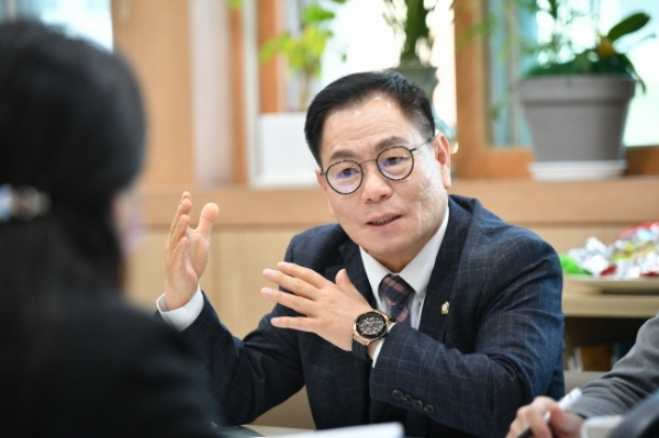 송상국 위원장