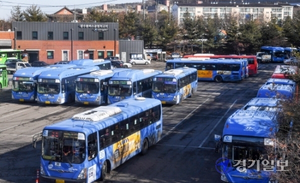 장용준기자