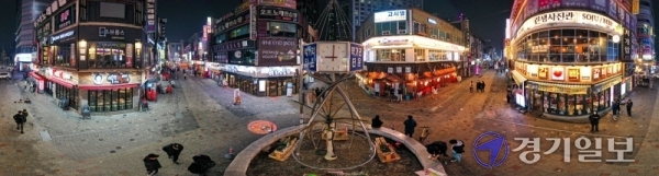 6일 오후 부천시 상동 먹거리골목에서 술집의 영업종료시간인 오후 9시가 되자 손님들이 한창이던 술자리를 끝내고 우르르 가게를 떠나고 있다. 이날 수도권의 경우 음식점, 카페 등 다중이용시설의 영업시간 제한을 그대로 유지한다는 정부 발표가 나오자 차별적 거리두기 조치로 손해가 막심하다며 자영업자들의 불만이 쏟아졌다. 조주현기자