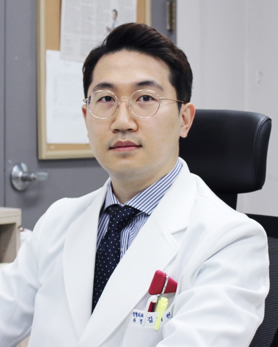 ▲ [이춘택병원] 정형 2과 김지현 과장님