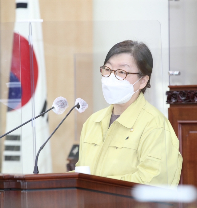 ▲ 시정질의하는 엄성은 의원.