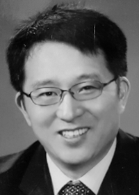 ▲ '너 하고 싶은 거 다 해' 저자 윤달현