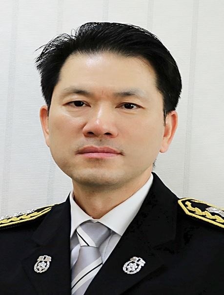 ▲ 홍성길 의왕소방서장