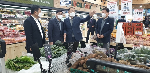 ▲ 설 명절 하나로마트 식품안전 특별점검