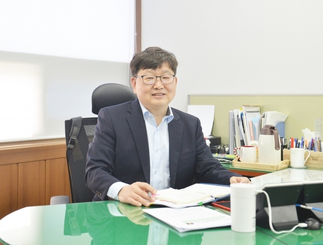 ▲ (1) 김용덕 영통구청장
