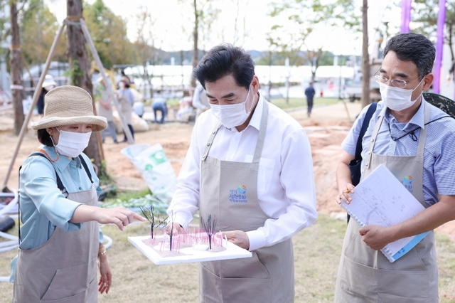 ▲ 작가정원 작품설치 현장방문