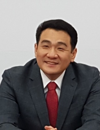 ▲ 국민의힘 함경우 조직부총장이 경기일보와의 인터뷰에서 내년 대선승리를 위한 조직강화 방안 등에 대해 설명하고 있다. (함경우 조직부총장 제공)