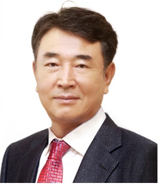 민병호 신임 인터넷신문위원회 위원장. 인터넷신문위원회