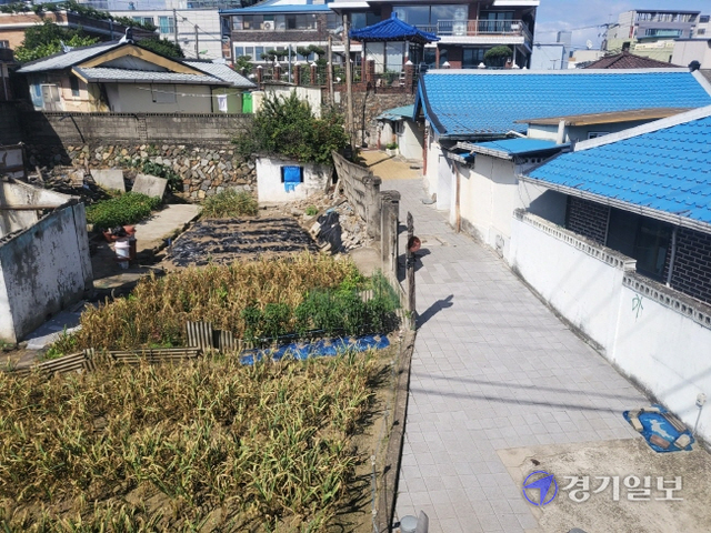 용문학원이 최근 소유 토지인 양평군 양평읍 양근7리 토지사용료를 최근 4년간 2배가량 올려 받고 있어 논란이 일고 있다, 사진은 양평읍 양근7리 마을 모습. 황선주기자