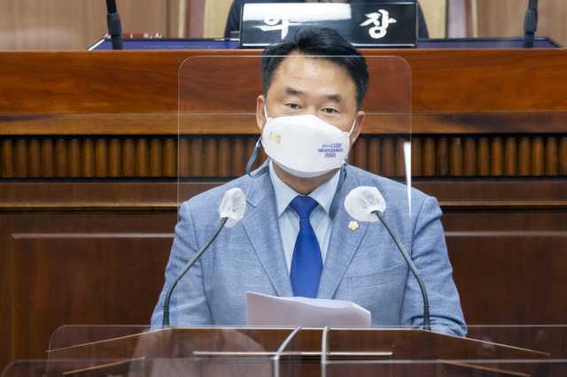 6. 5분 자유발언(김옥균 의원)