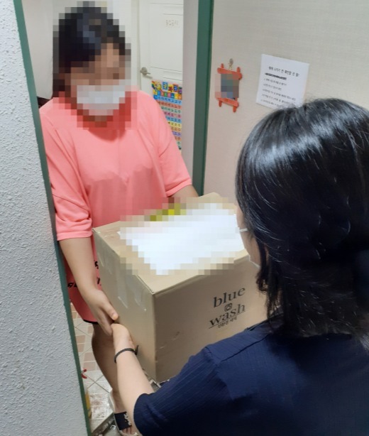 구리시-㈜블루워시, 미혼모부자 가정에 친환경 세탁용품 정기후원