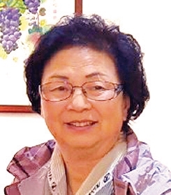 [한국시학]으로 등단. 한국경기시인협회 회원. 수원문학아카데미 [시인마을] 동인.