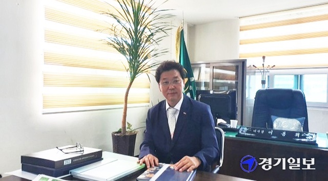 이봉희 경기도사진앨범인쇄협동조합 이사장.