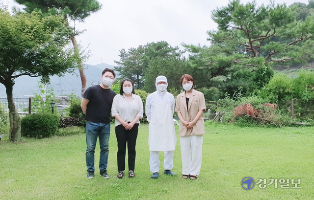 ▲ 경기도 광주시 광진기업 발효 공방에는 다양한 분야의 공학도가 한데 모여 '냄새 없는 청국장' 을 만들고 있다.