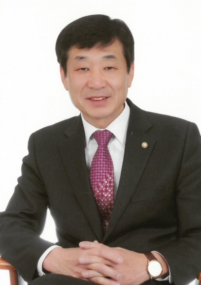 이필정 대표이사