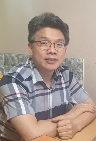 이진완 센터장
