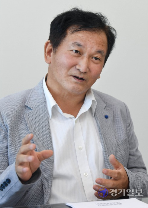 이병록 초대 인천시 자치경찰위원장