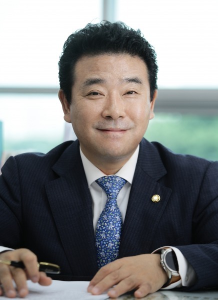 박정 의원님 인터뷰 사진_사진-09