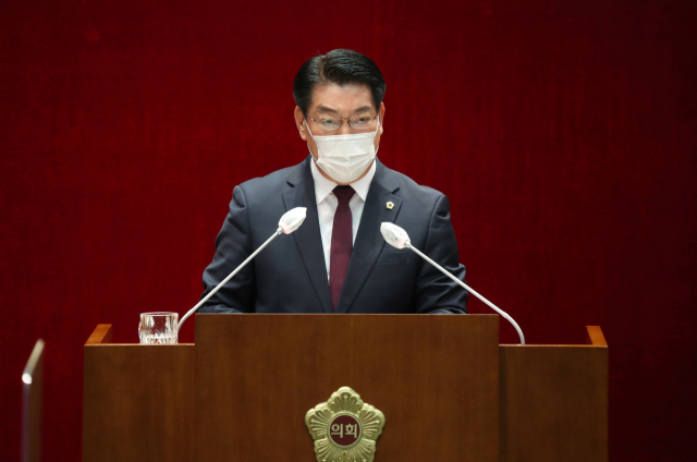 이상호 성남시의회 국민의힘 대표의원이 교섭단체 대표 연설을 하고 있다. 성남시의회