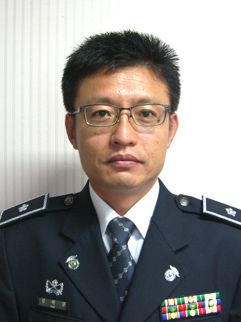 이달의 모범교도관으로 선정된 강릉교도소 정영수 교위