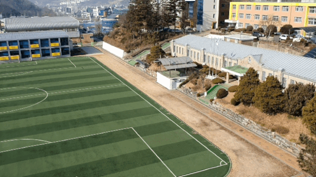 ▲ 화성시 남양읍 남양리에 위치한 남양고등학교.