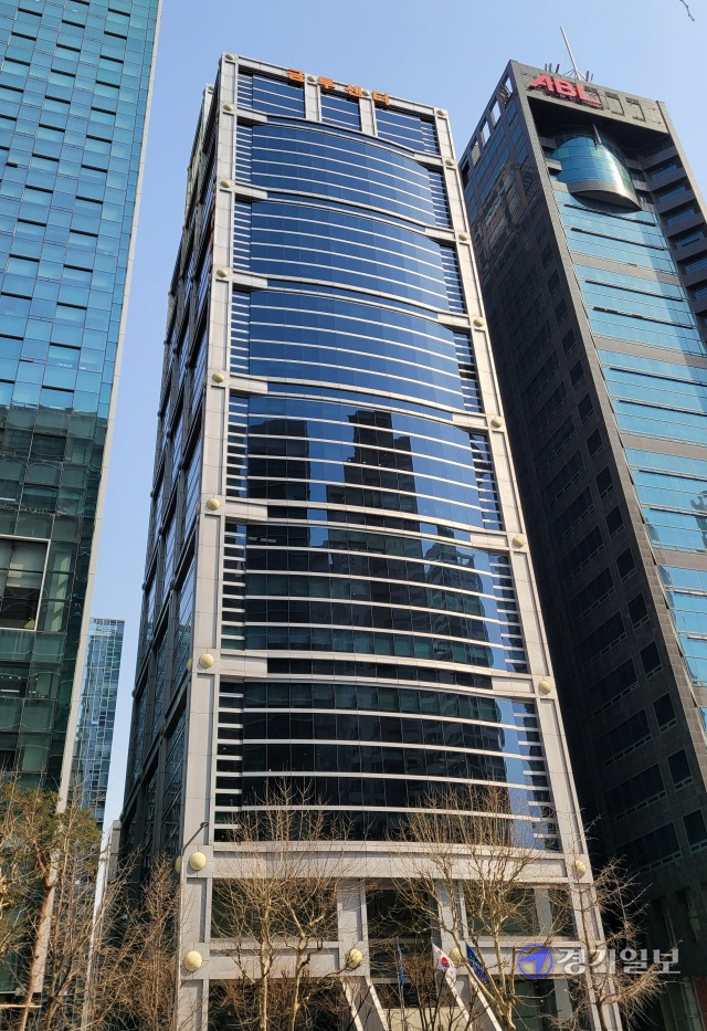 서울 여의도에 위치한 한국금융투자협회. 민현배기자