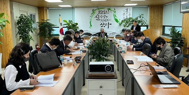 (사)한국임업후계자협회 중앙회 이사회가 지난 4일 중앙회 3층 회의실에서 올해 제3차 이사회를 열고 있다. 한국임업후계자협회 사무국 제공