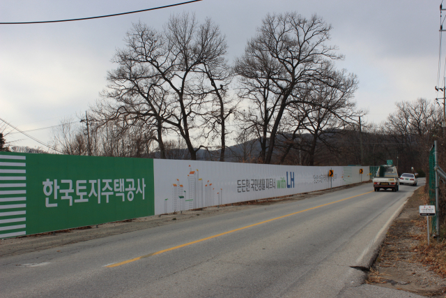 양주 서부권 발전을 견인할 광석지구는 LH가 토지보상이 끝난 지 10여년이 되도록 아직까지 착공조차 못하고 있다. 이종현기자
