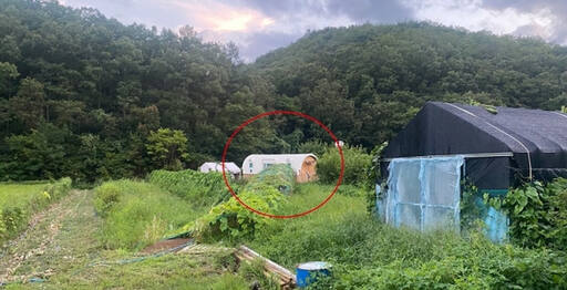 A씨가 사무실로 사용한 경북 영천 소재 농막. 경기남부경찰청 제공