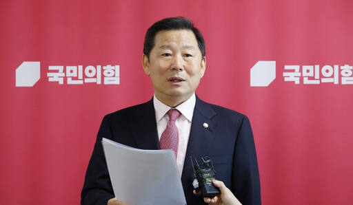 국민의힘 이철규 인재영입위원장이 인재 영입 관련 브리핑을 하고 있다. 연합뉴스