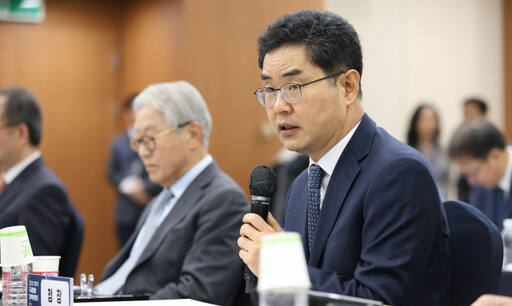 김창기 국세청장이 지난 1일 서울 종로구 서울지방국세청에서 열린 2023년 제2차 국세행정개혁위원회에서 발언하고 있다. 연합뉴스 제공