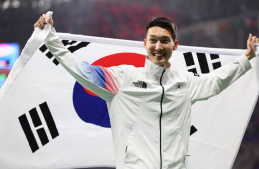 2023 다이아몬드리그 파이널에서 챔피언에 오른 높이뛰기 우상혁(용인시청)이 ‘2024 파리 올림픽’서 한국 육상 트랙·필드 최초 올림픽 메달을 향해 도전한다.연합뉴스