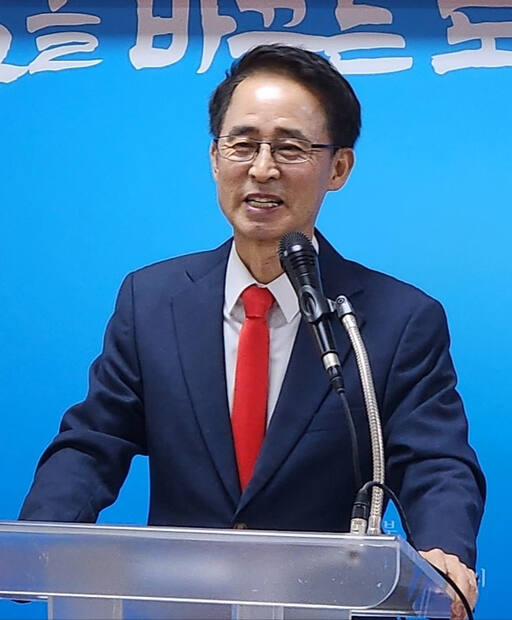 국민의힘 구구회 예비후보가 ‘의정부갑’ 선거구 출마 기자회견을 하고 있다. 김창학 기자