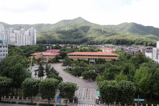 군포시 산본신도시에 위치한 서울시 소유 서울남부기술교육원 전경. 군포시 제공