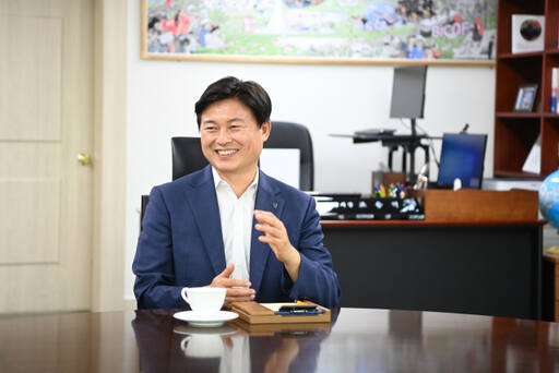 조용익 부천시장 인터뷰. 부천시 제공.