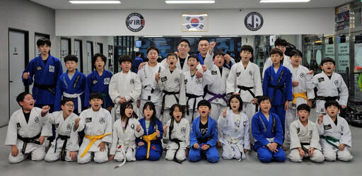 예와 도를 중시하는 미래 인재 육성을 목표로 선진국형 클럽문화 정착을 위해 매진하고 있는 하남 안철웅 유도체육관 수련생들.안철웅 유도체육관 제공