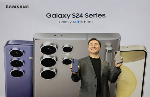 17일(현지시간) 미국 새너제이에 위치한 SAP센터에서 개최된 '갤럭시 언팩 2024(Galaxy Unpacked 2024)' 행사에서 삼성전자 MX사업부장 노태문 사장이 AI를 통해 세상과 소통하는 방식을 혁신하는 '갤럭시 S24 시리즈'를 공개하고 있다. 삼성전자 제공