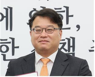 김기윤 위원장