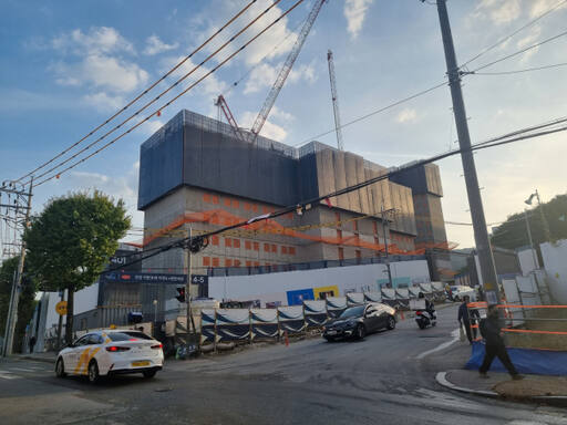 주거환경정비사업이 진행 중인 안양시 안양동 618번지 냉천지구 전경. 윤현서기자